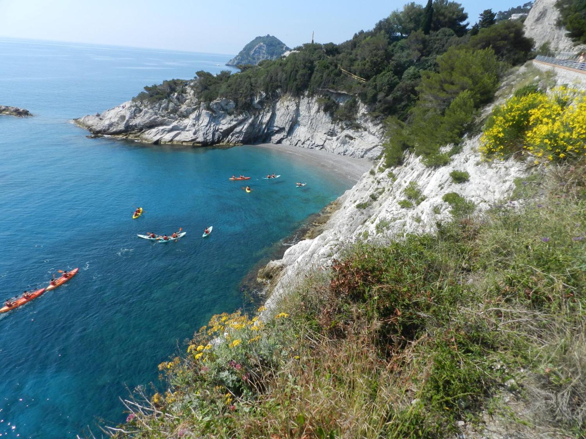 Il Giardino Sull'Isola - Appartamento - ベルジェッジ エクステリア 写真