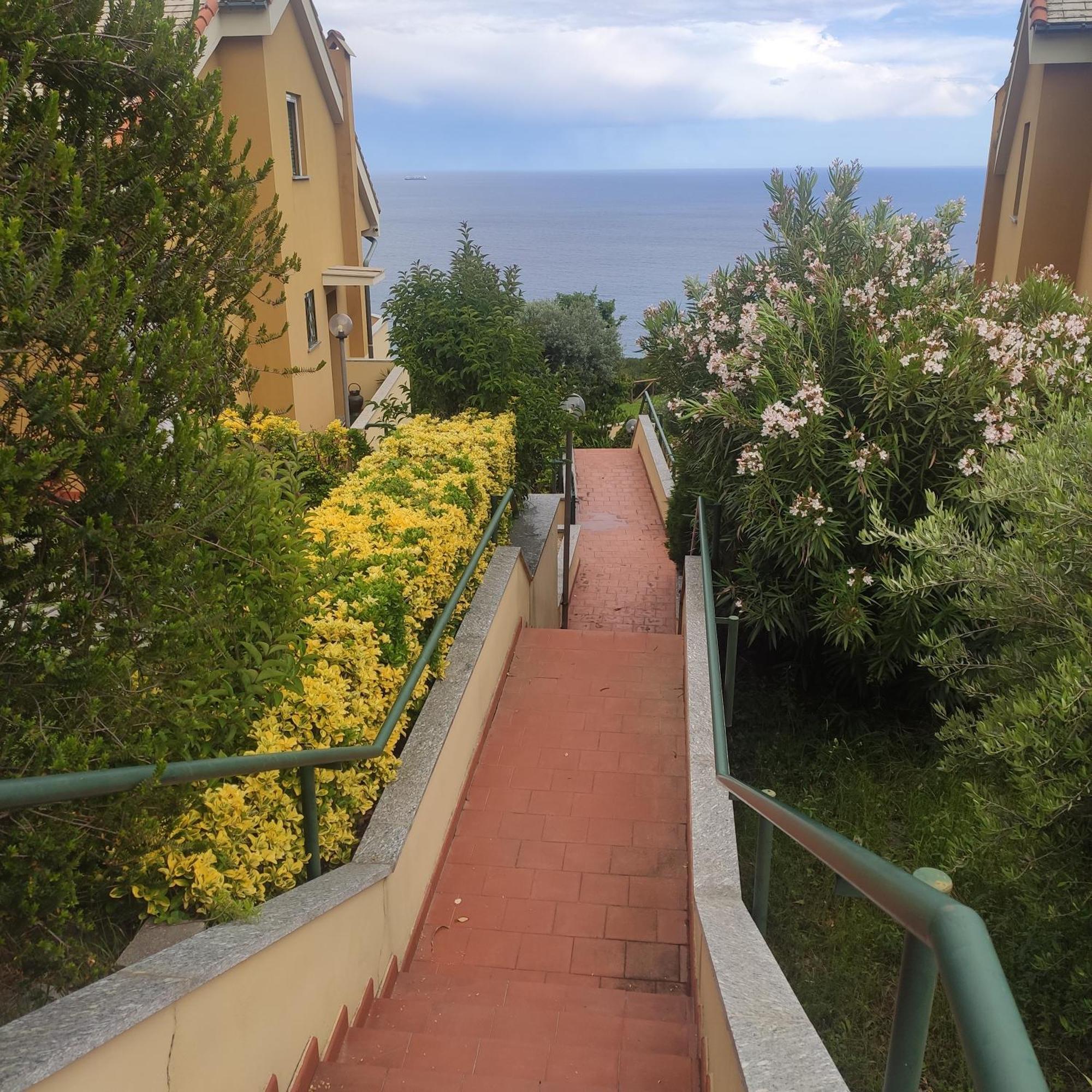 Il Giardino Sull'Isola - Appartamento - ベルジェッジ エクステリア 写真